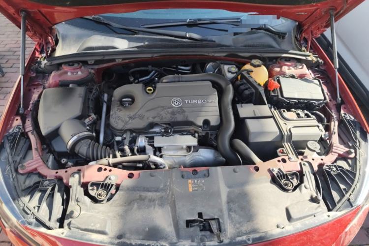 Used Buick Regal 2017 20T Prestige Model Engine Bay