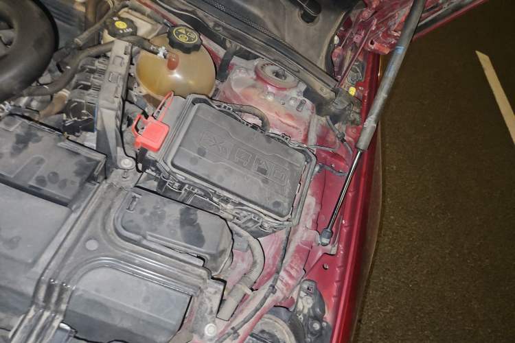 Used Buick Regal 2017 20T Elite Edition Engine Bay Left