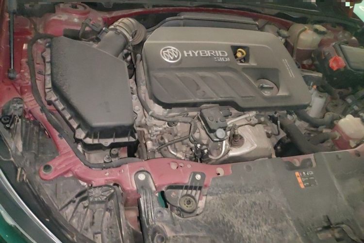 Used Buick Regal 2017 30H Luxury Version Engine Bay Right