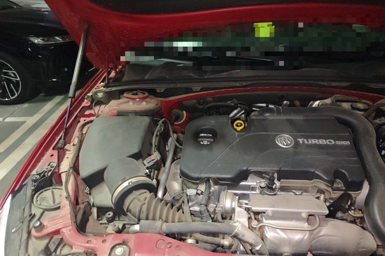 Used Buick Regal 2017 20T Elite Edition Engine Bay Right