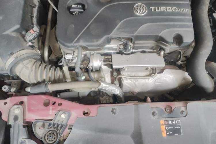 Used Buick Regal 2017 20T Elite Edition Engine Bay Right