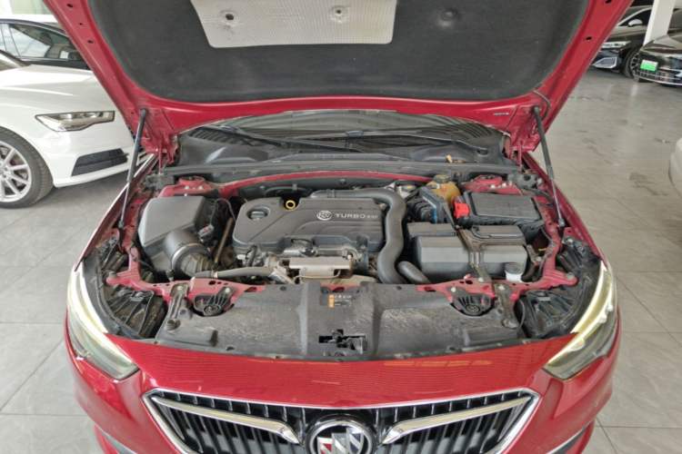 Used Buick Regal 2017 20T Luxury Model Engine Bay