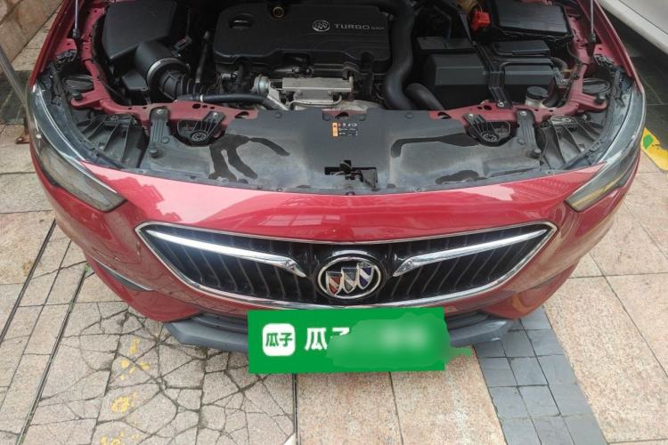 Used Buick Regal 2017 20T Elite Edition Engine Bay