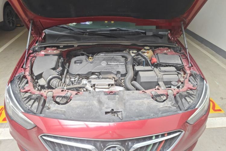 Used Buick Regal 2017 20T Luxury Model Engine Bay