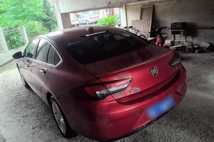 Used Buick Regal 2017 20T Elite Edition Exterior 2