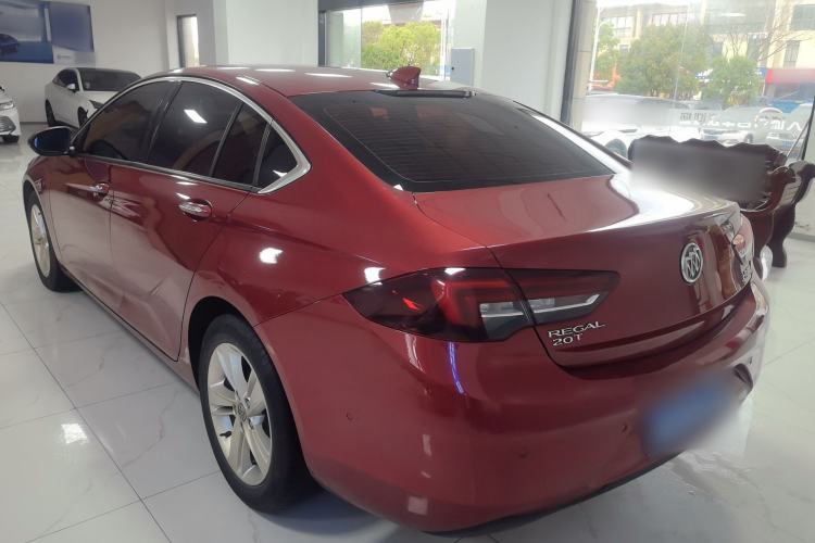 Used Buick Regal 2017 20T Luxury Model Exterior 2