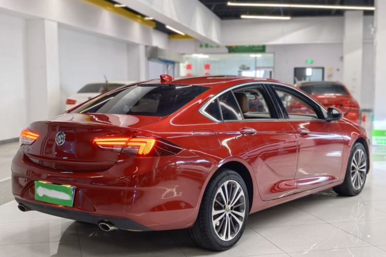 Used Buick Regal 2017 28T Prestige Model Exterior 4