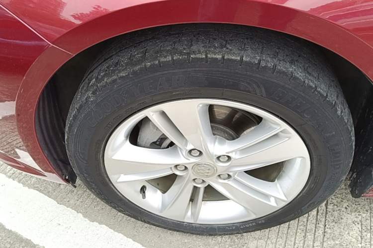 Used Buick Regal 2017 20T Elite Edition Exterior 4