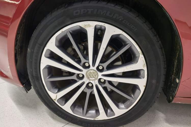 Used Buick Regal 2017 28T Prestige Model Exterior 5