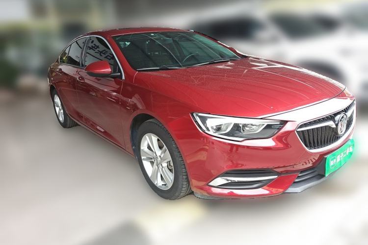 Used Buick Regal 2017 20T Elite Edition Front Right 45 Deg