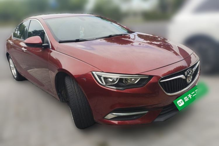 Used Buick Regal 2017 20T Elite Edition Front Right 45 Deg