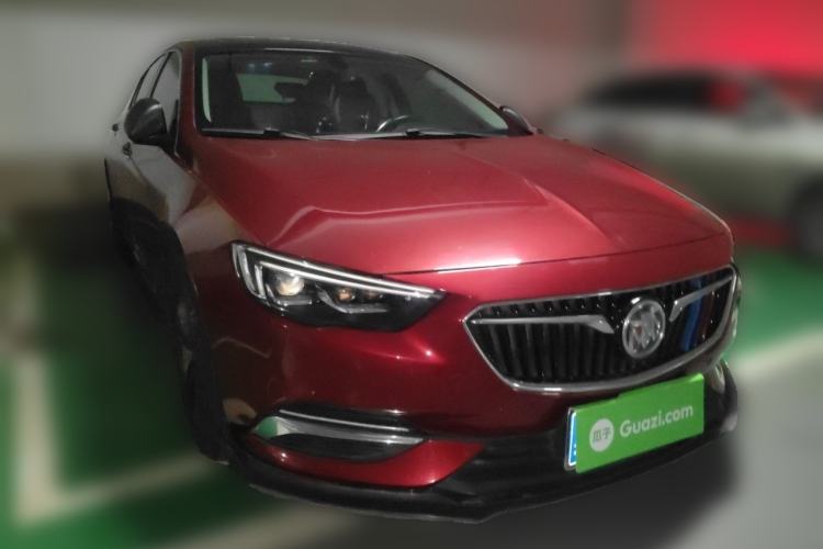 Used Buick Regal 2017 20T Luxury Model Front Right 45 Deg