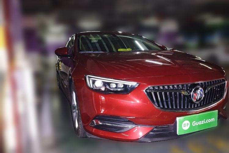 Used Buick Regal 2017 20T Luxury Model Front Right 45 Deg