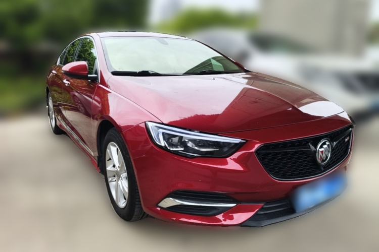 Used Buick Regal 2017 20T Elite Edition Front Right 45 Deg