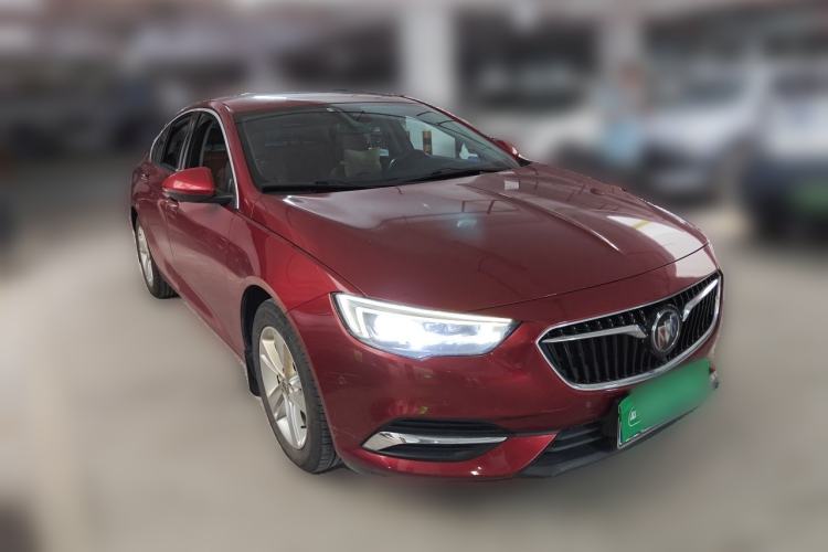 Used Buick Regal 2017 20T Prestige Model Front Right 45 Deg