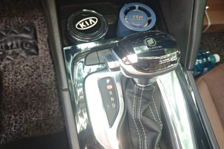 Used Buick Regal 2017 20T Prestige Model Gear Lever
