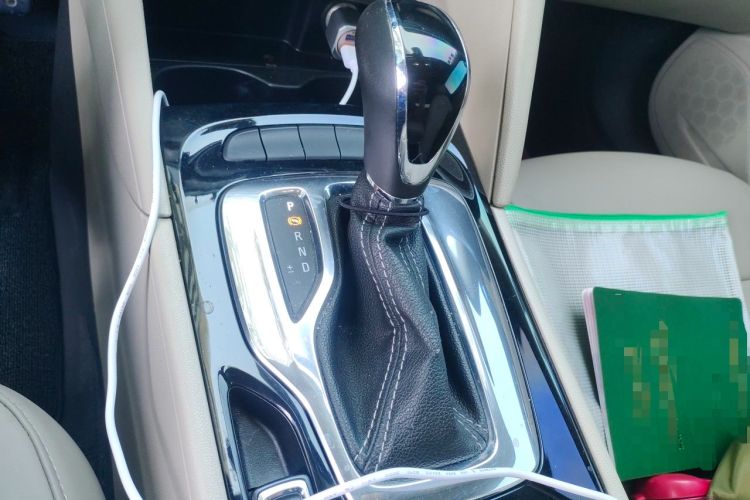 Used Buick Regal 2017 30H Luxury Version Gear Lever