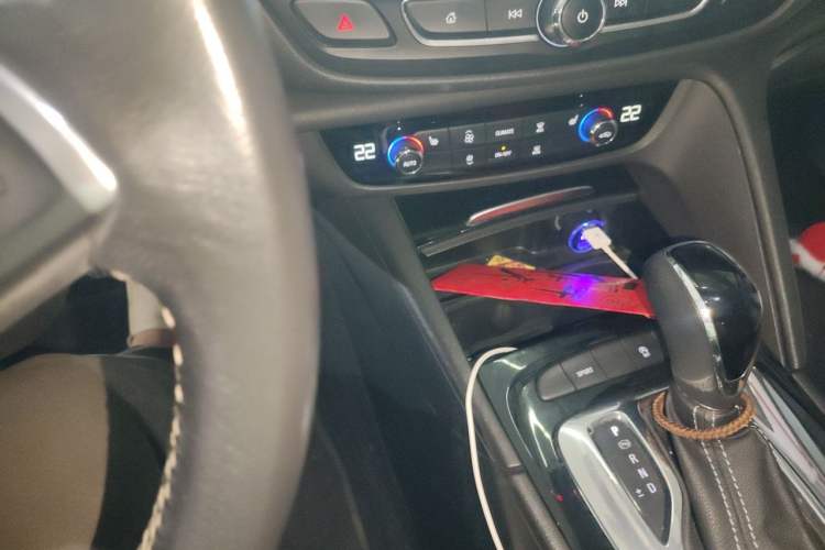 Used Buick Regal 2017 20T Elite Edition Gear Lever