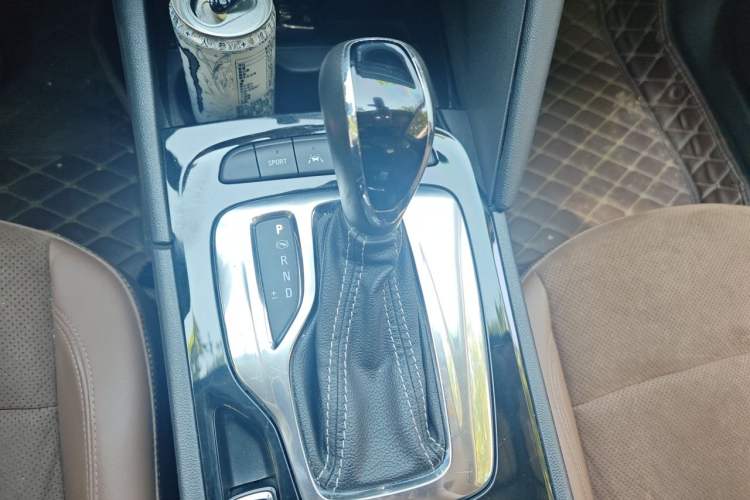 Used Buick Regal 2017 20T Prestige Model Gear Lever