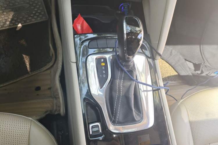 Used Buick Regal 2017 30H Luxury Version Gear Lever