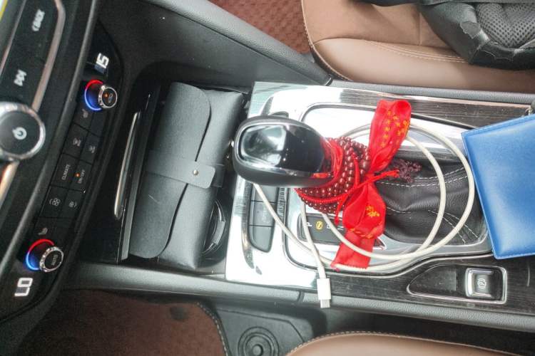 Used Buick Regal 2017 20T Elite Edition Gear Lever