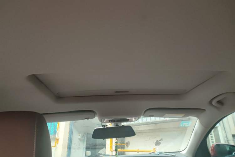 Used Buick Regal 2017 20T Luxury Model Headliner