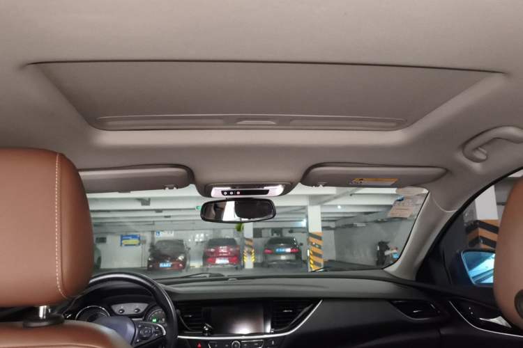 Used Buick Regal 2017 20T Luxury Model Headliner