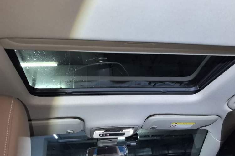 Used Buick Regal 2017 20T Prestige Model Headliner