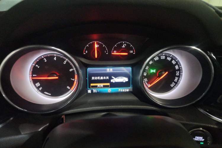 Used Buick Regal 2017 20T Elite Edition Instrument Cluster