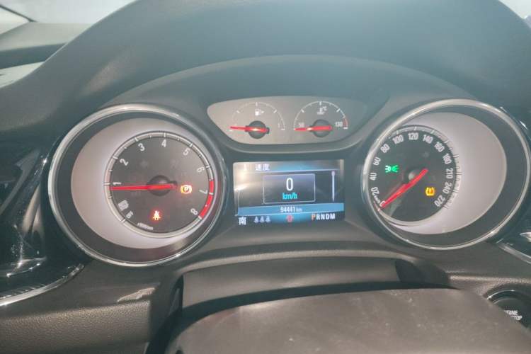 Used Buick Regal 2017 20T Elite Edition Instrument Cluster