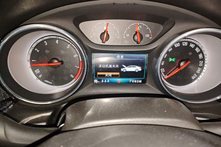 Used Buick Regal 2017 20T Luxury Model Instrument Cluster