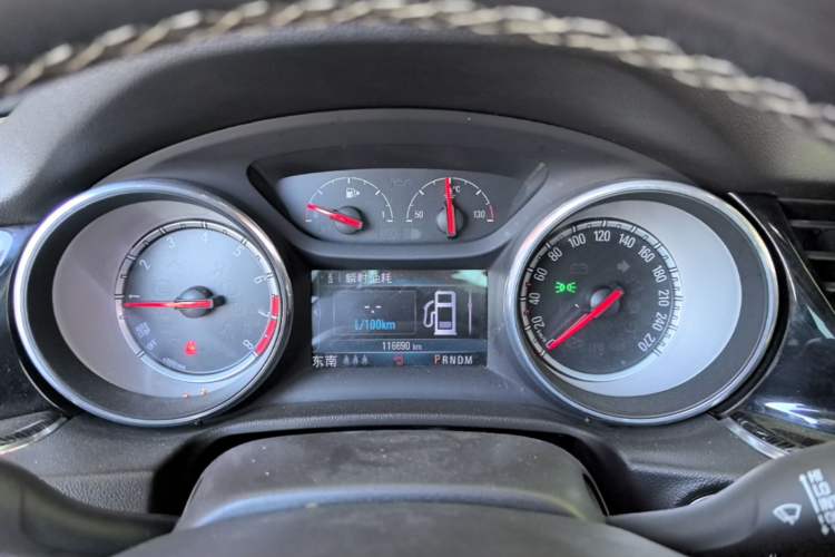 Used Buick Regal 2017 20T Elite Edition Instrument Cluster