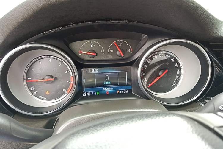Used Buick Regal 2017 20T Elite Edition Instrument Cluster