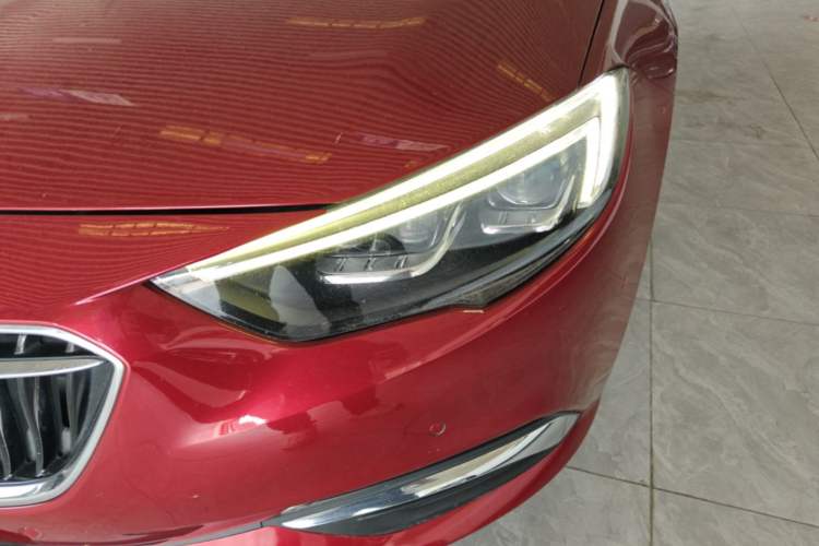Used Buick Regal 2017 20T Luxury Model Left Front Headlight