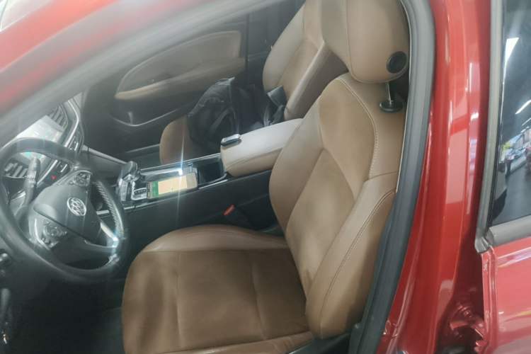 Used Buick Regal 2017 20T Luxury Model Left Front Seat