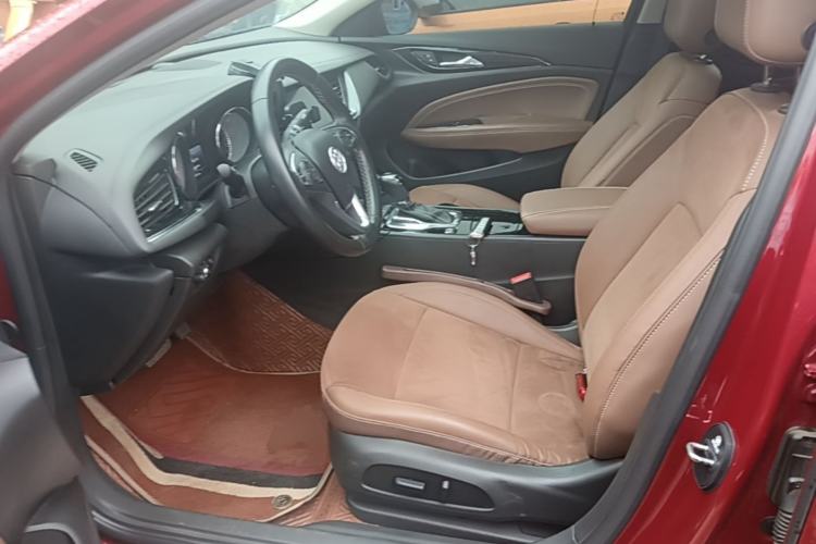 Used Buick Regal 2017 20T Elite Edition Left Front Seat