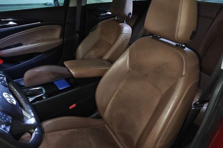 Used Buick Regal 2017 20T Elite Edition Left Front Seat