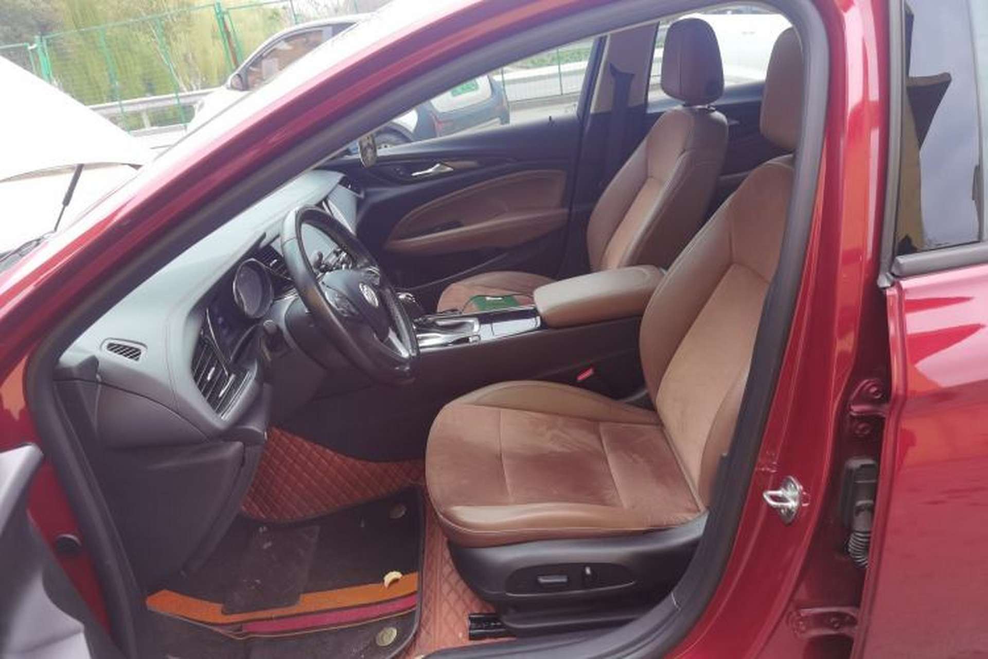 Used Buick Regal 2017 20T Elite Edition Left Front Seat