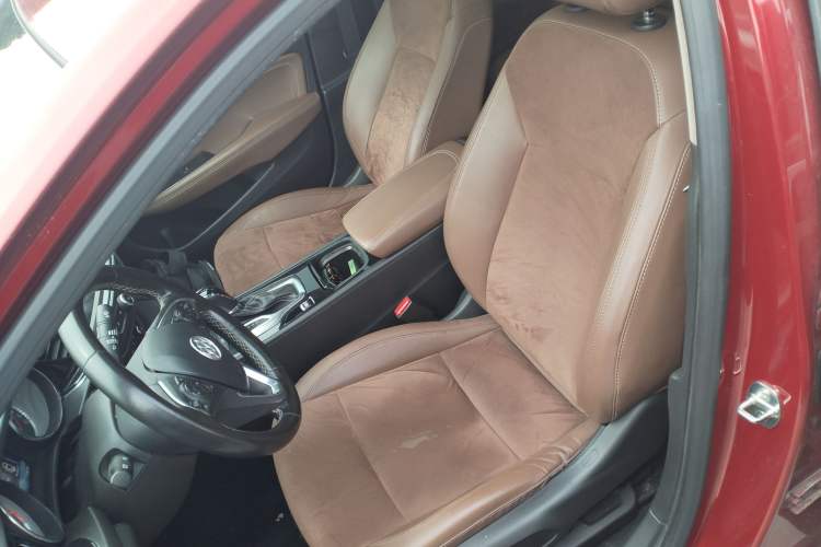 Used Buick Regal 2017 20T Elite Edition Left Front Seat