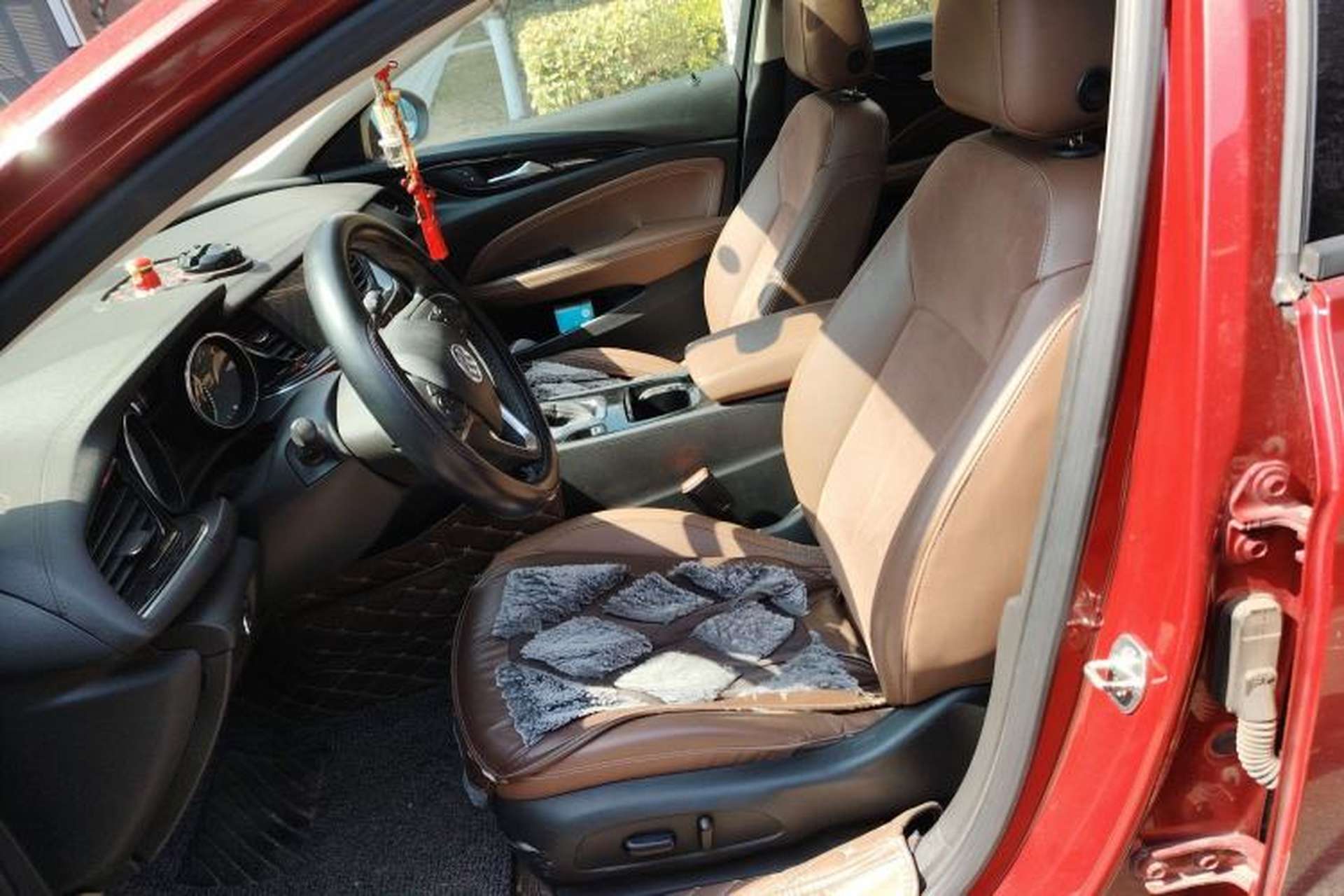 Used Buick Regal 2017 20T Luxury Model Left Front Seat