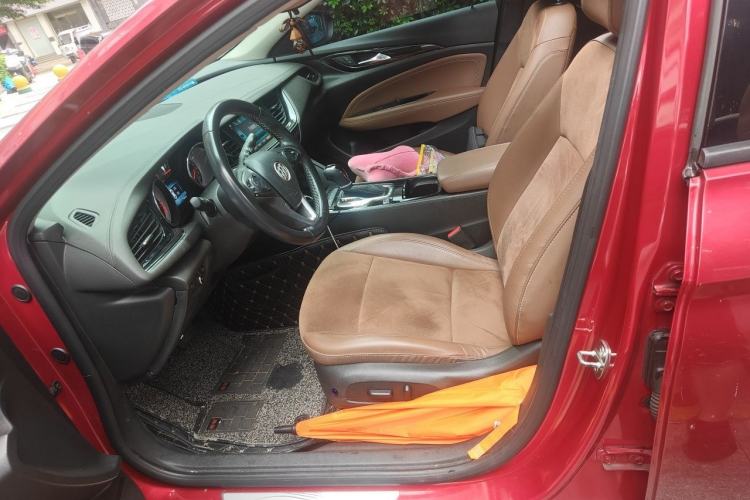 Used Buick Regal 2017 20T Elite Edition Left Front Seat