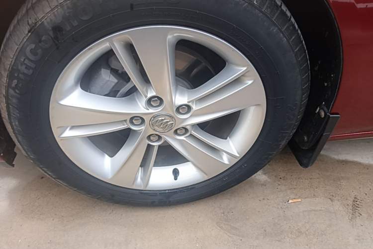 Used Buick Regal 2017 20T Elite Edition Left Front Wheel Hub