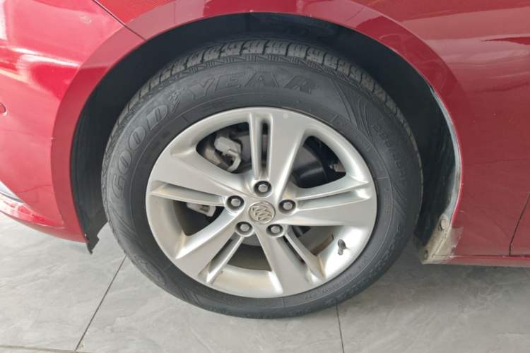 Used Buick Regal 2017 20T Luxury Model Left Front Wheel Hub