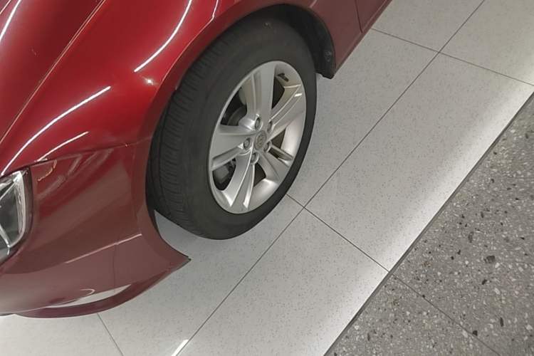 Used Buick Regal 2017 20T Elite Edition Left Front Wheel Hub