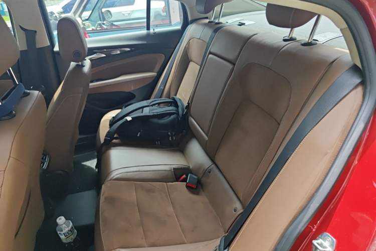Used Buick Regal 2017 20T Elite Edition Left Rear Seat