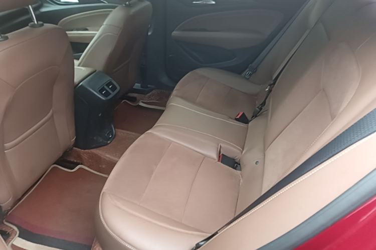 Used Buick Regal 2017 20T Elite Edition Left Rear Seat