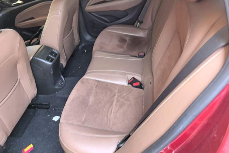 Used Buick Regal 2017 20T Elite Edition Left Rear Seat
