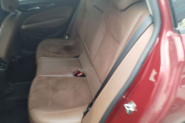 Used Buick Regal 2017 20T Elite Edition Left Rear Seat