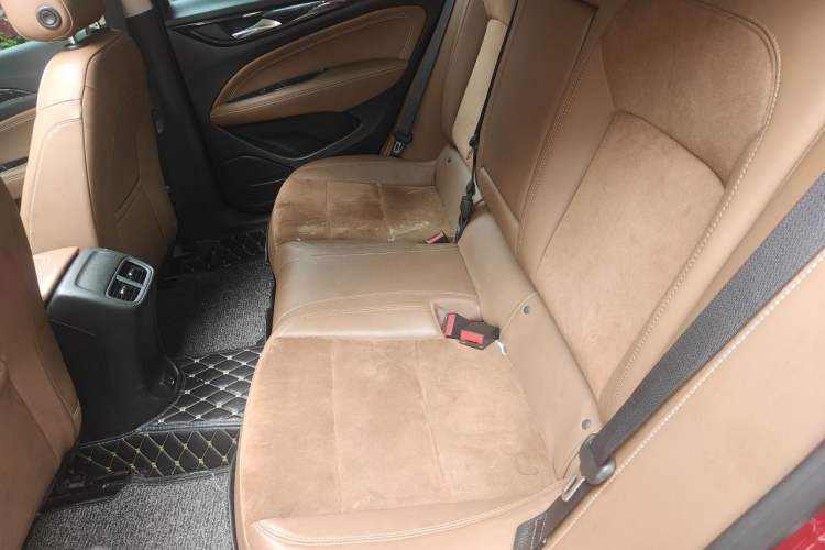 Used Buick Regal 2017 20T Elite Edition Left Rear Seat