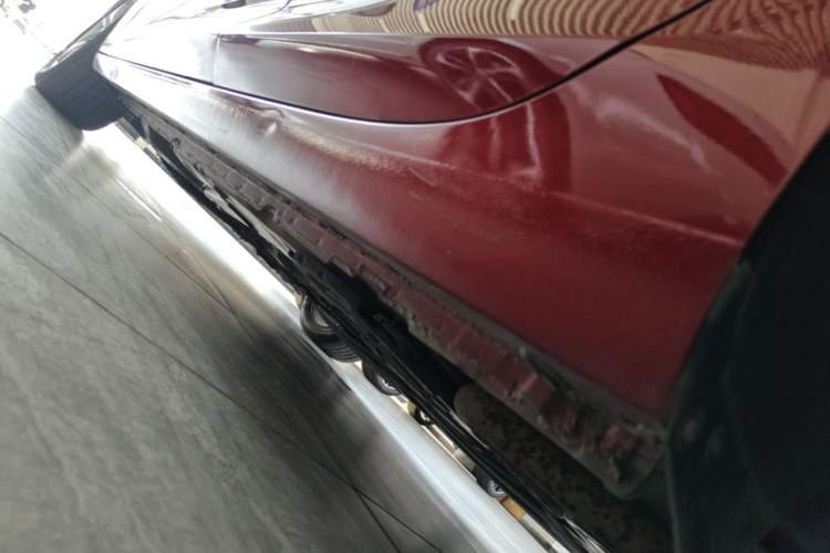Used Buick Regal 2017 20T Luxury Model Left Side Sill